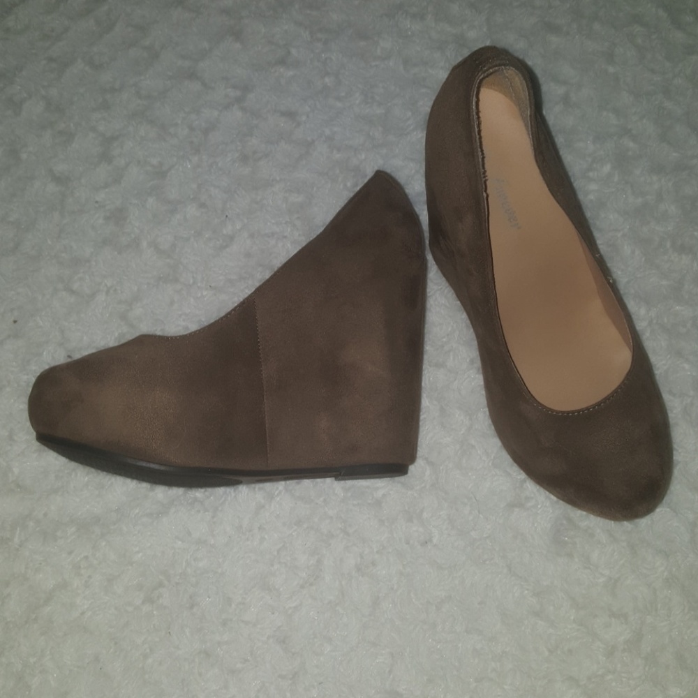 Wedges - Picture 2 of 2